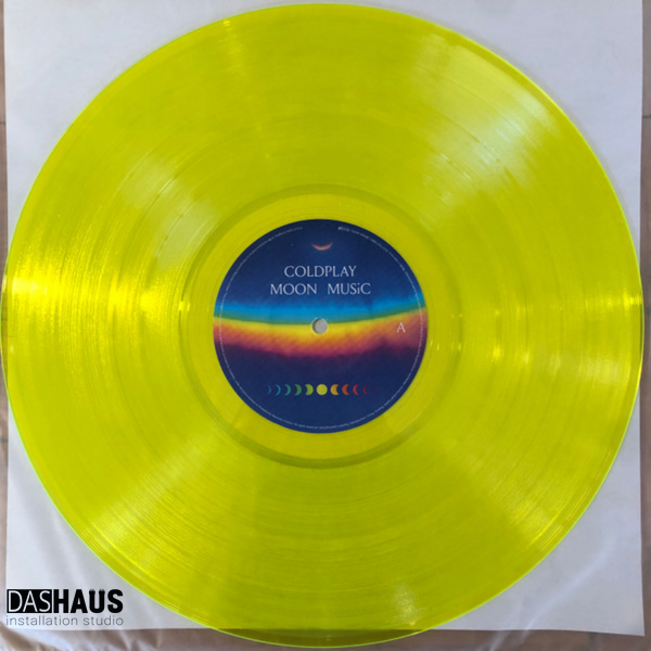 Виниловая пластинка Coldplay &ndash; Moon Music (LP, 2024, Germany, First Edition, Numbered, Yellow Transparent, 5021732278944) 5021732278944 фото
