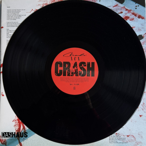 Виниловая пластинка Charli XCX &ndash; Crash (LP, 2022, Czech Republic/UK, Black Vinyl, Stereo, 5054197132902) 5054197132902 фото