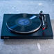 Rekkord Audio F400 (+ Ortofon 2M Red) High Gloss Black F 400 (2M Red) - HI GL BL фото 4