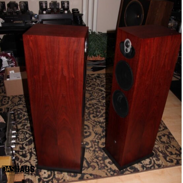 Linn Majik 140 Rosenut Majik 140 acoustics фото
