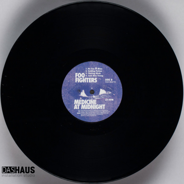 Вінілова платівка Foo Fighters &ndash; Medicine At Midnight (LP, 2021, Europe, 19439‑78836‑1) 19439-78836-1 фото